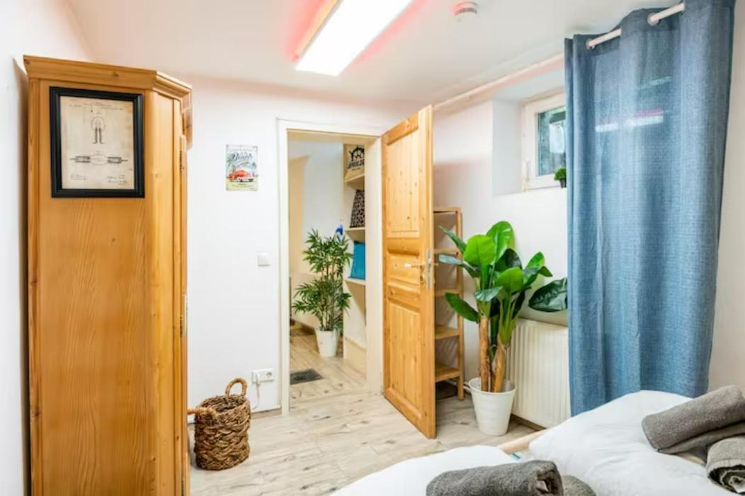 Gemuetliche 3-Zkb Wc Souterrainwohnung In Bestlage Hamburg Exterior photo